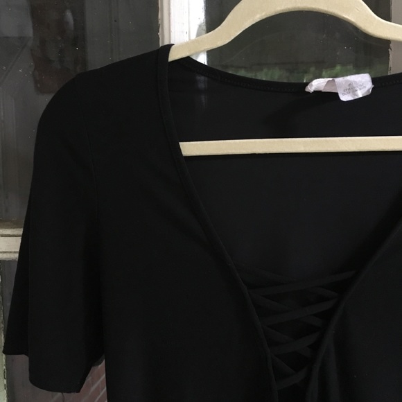 Criss cross lattice spandex top - Picture 3 of 3